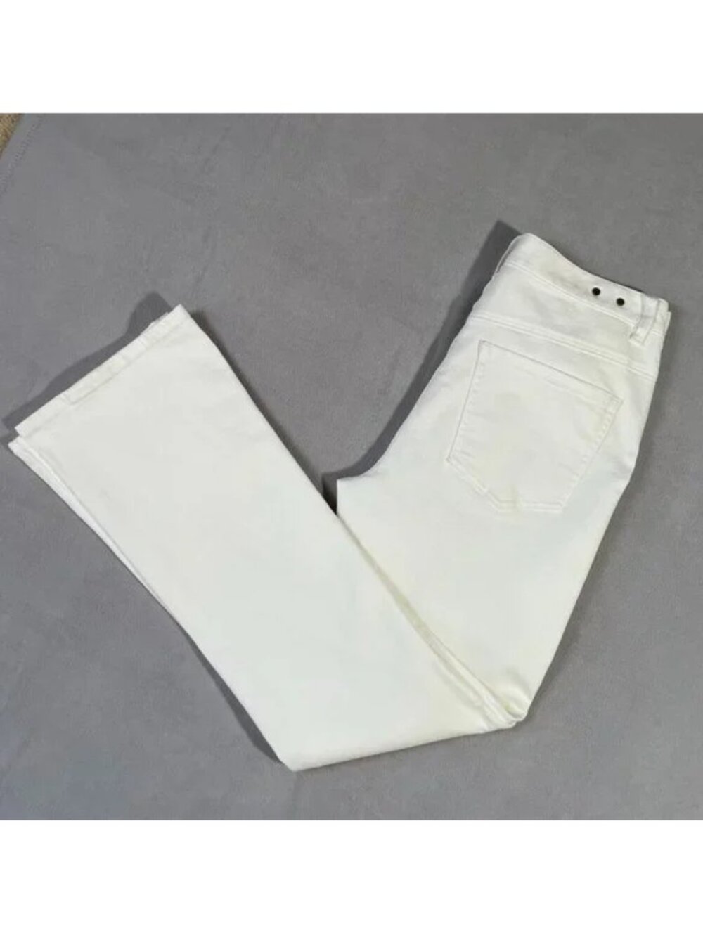 CAbi 5th Avenue Jean White High Rise Stretch Flare Size 10 Style 6285L - Picture 4 of 16